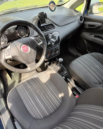 Fiat Punto cena 13500 przebieg: 195000, rok produkcji 2011 z Gdańsk małe 154